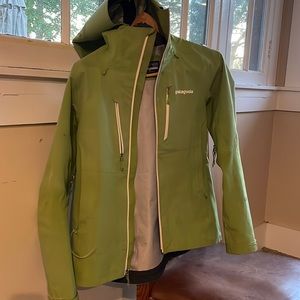Patagonia gortex shell ski jacket
